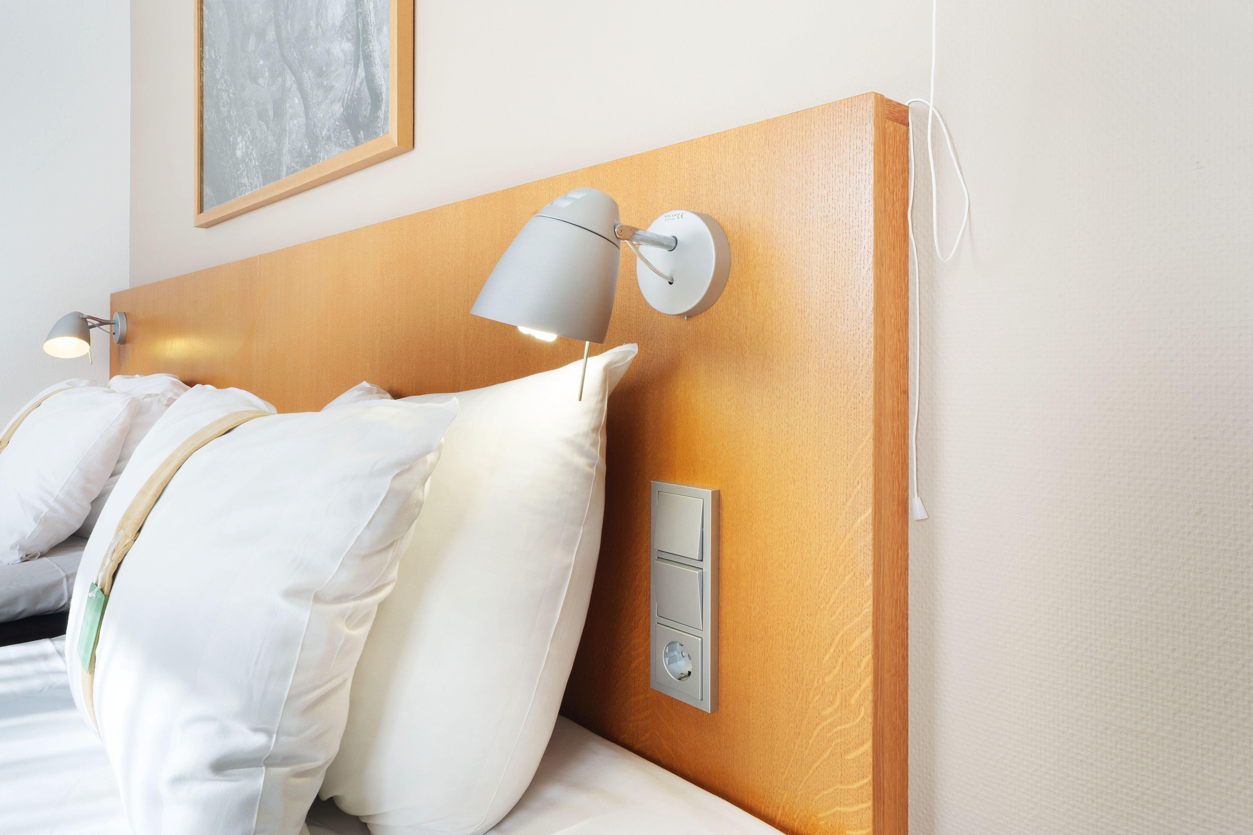 Hotel Helsinki-vantaa Airport By Ihg 4*