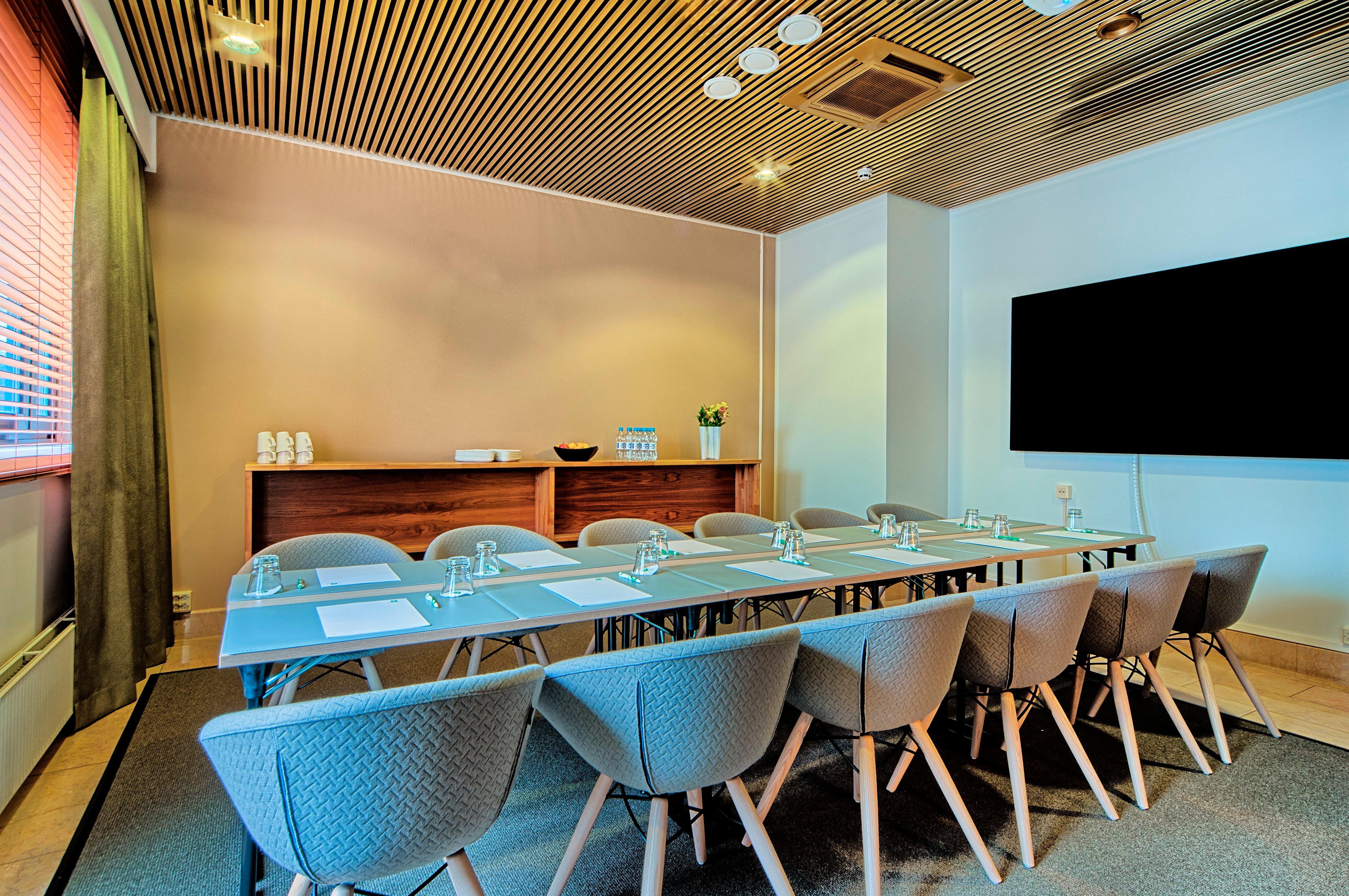 Hotel Helsinki-vantaa Airport By Ihg Vantaa