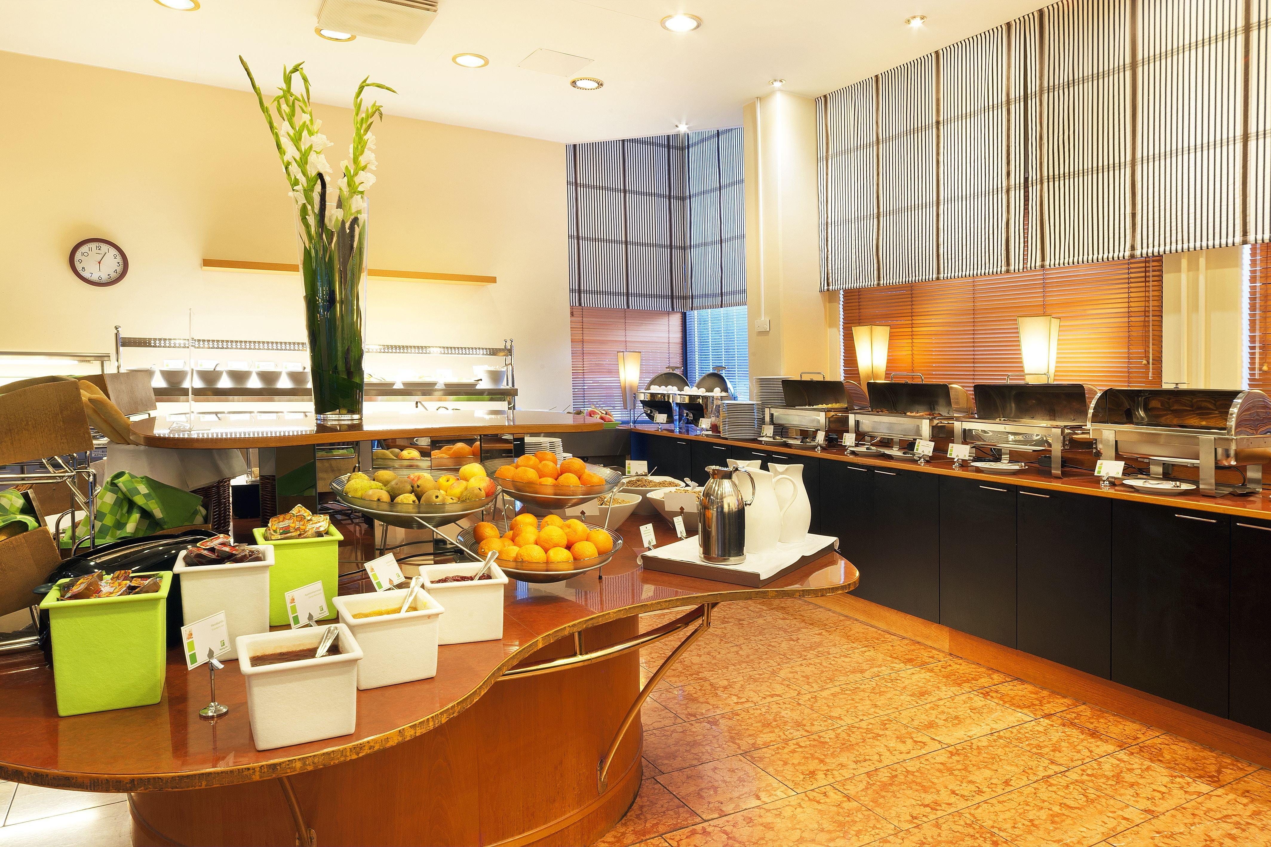 Helsinki-vantaa Airport By Ihg Hotel 4*